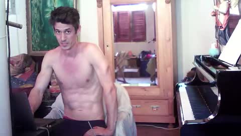 Snapshot of twoforallprivate chatting on January 8, 7:24 pm TobeBritta online show from January 8, 7:24 pm