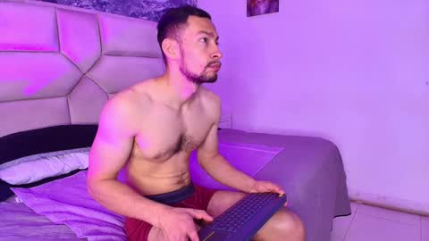 Tyago online show from September 27, 1:20 pm