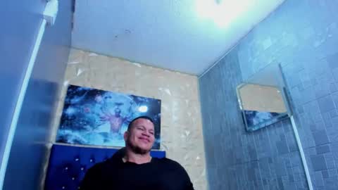 Tyleer Scot online show from June 2, 3:57 pm