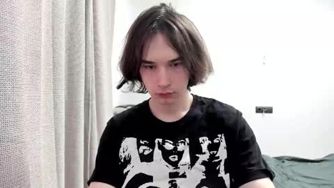 Snapshot of tyler__johnson chatting on January 19, 12:39 pm Tyler  johnson online show from January 19, 12:39 pm
