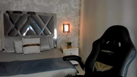 Tyler online show from October 4, 3:44 am