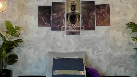 Tyler online show from October 13, 3:01 am