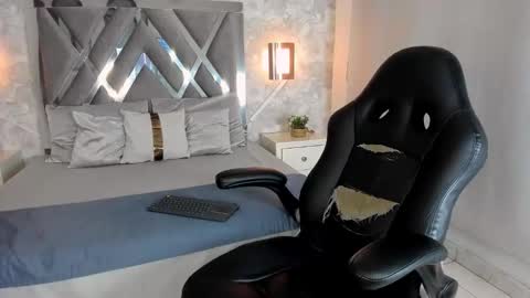 Tyler online show from October 3, 3:33 am