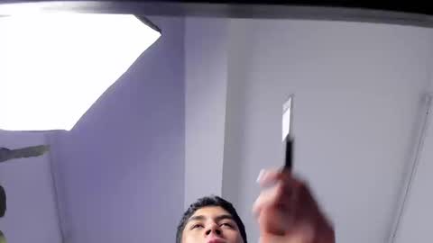 Tyler Fox online show from March 11, 10:17 pm