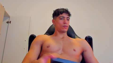     online show from December 12, 11:14 pm