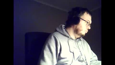 tyradi1991 online show from December 8, 6:17 pm