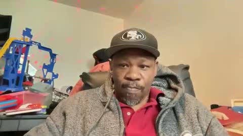 Snapshot of uglydudefucks chatting on February 17, 7:21 pm letscam2cam bbc cockring  big cock online show from February 17, 7:21 pm