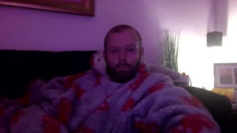 Snapshot of ukmatty3 chatting on October 20, 8:35 pm ukmatty3 online show from October 20, 8:35 pm