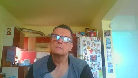 ulmeni4 online show from March 21, 9:03 am