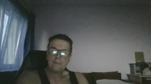 ulmeni4 online show from December 3, 2:56 pm