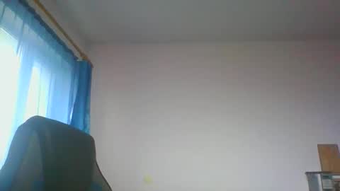 ulmeni4 online show from November 3, 6:39 am