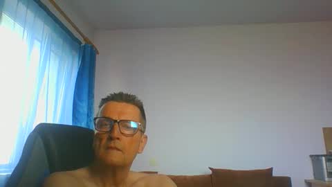 ulmeni7 online show from March 17, 7:22 am