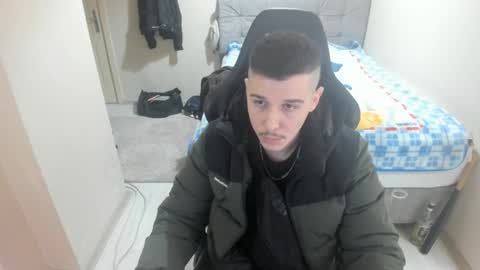 Snapshot of ulxer chatting on February 8, 7:38 pm hi im mike tyson -  online show from February 8, 7:38 pm