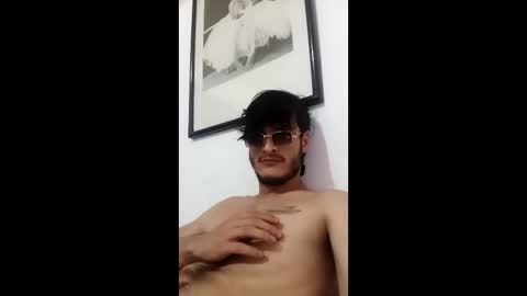 Un Bastian online show from April 21, 1:28 pm