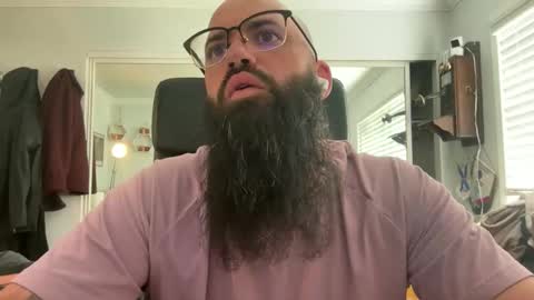 uncutbeard129840 online show from April 14, 12:22 am