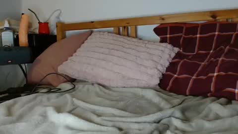 Under  Huge cock with beautiful uncut foreskin online show from October 31, 5:27 pm