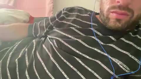 universalstudihoes online show from November 4, 9:38 pm