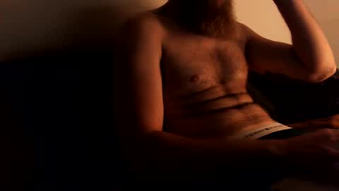 Snapshot of unknownbeard89 chatting on December 14, 3:36 pm unknownbeard89 online show from December 14, 3:36 pm