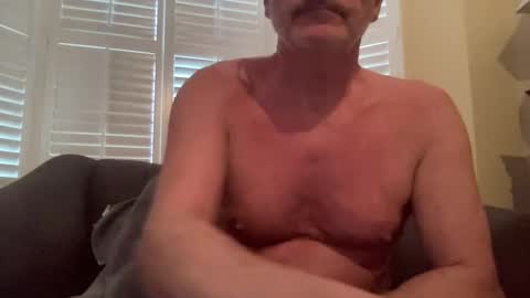 Oak Cock online show from January 19, 10:50 am