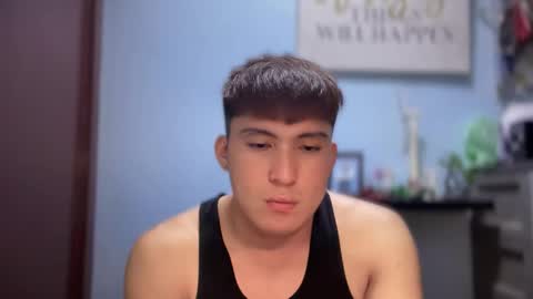 Ur jayqutee online show from October 2, 7:29 pm