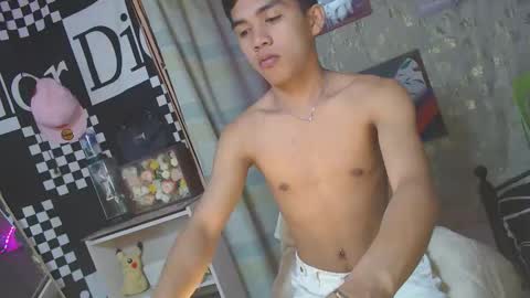 ur_shan21 online show from March 16, 1:34 am