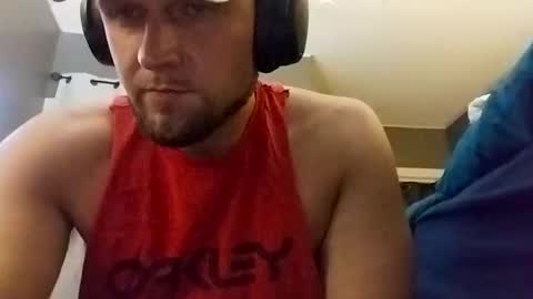 ur_zaddy4now online show from October 23, 10:08 am