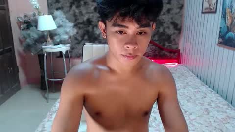 HI WE ARE NATHANIEL AND SEV online show from January 8, 4:12 pm