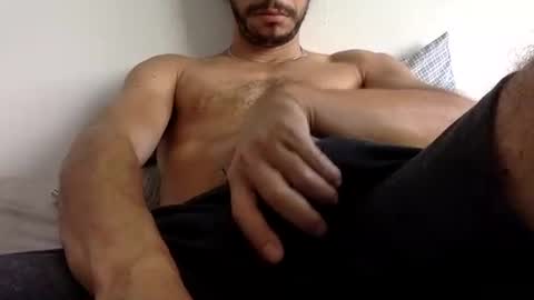 Snapshot of urbestbigdick chatting on October 26, 10:12 pm urbestbigdick online show from October 26, 10:12 pm