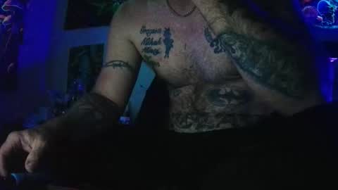 urdaddy875867 online show from May 5, 4:25 am