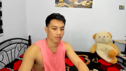 urfucker_vinz online show from May 5, 12:40 pm