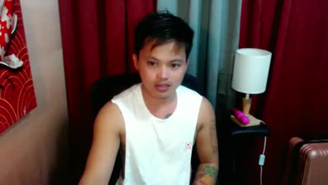 Snapshot of urhot_fucker13 chatting on February 3, 10:25 am JUST CALL MY NAME jayrus  online show from February 3, 10:25 am