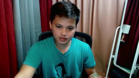Snapshot of urhot_fucker13 chatting on March 5, 2:01 pm JUST CALL MY NAME jayrus  online show from March 5, 2:01 pm