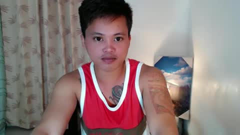 Snapshot of urhot_fucker13 chatting on December 20, 10:38 am JUST CALL MY NAME jayrus  online show from December 20, 10:38 am