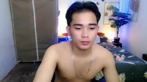 urpinoy_cummer online show from February 25, 8:04 am