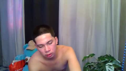 ursweet_jade online show from April 7, 7:19 am