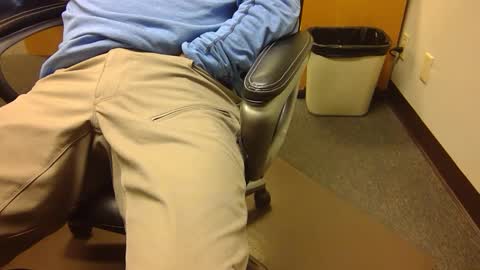 useemie online show from February 11, 11:01 pm