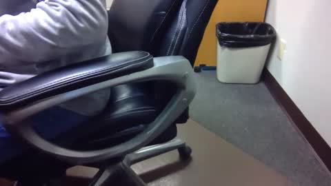 useemie online show from December 31, 7:18 pm