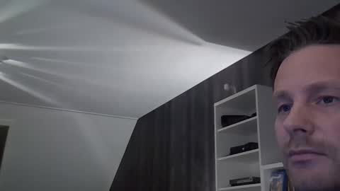 uwvvlvip online show from March 8, 11:28 pm