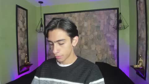 UYUKIE online show from September 22, 11:43 am