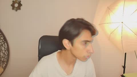 UYUKIE online show from September 30, 11:58 am