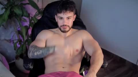 valenthinoking online show from September 11, 12:31 am