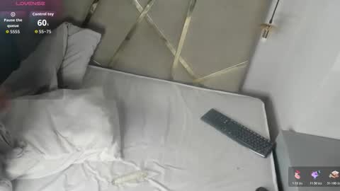 Valentin0 online show from December 1, 7:17 pm