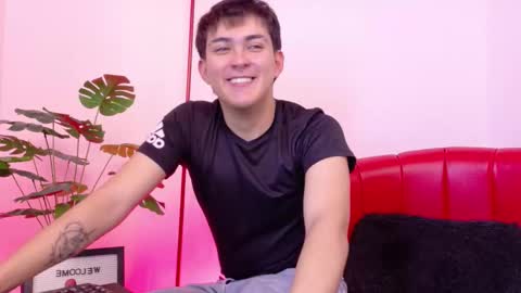 Valentin  online show from November 16, 3:41 am