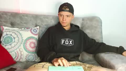 Nick online show from November 24, 12:28 pm