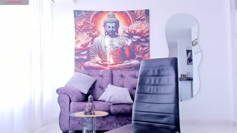    online show from January 8, 9:44 pm