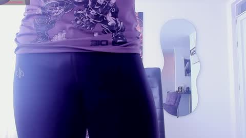    online show from December 22, 5:21 pm