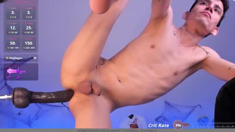 Valentino online show from October 22, 3:27 pm