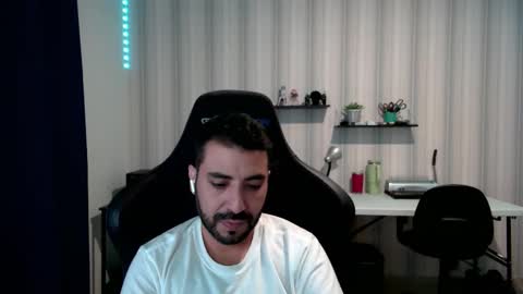 Snapshot of vallartamexi chatting on October 16, 1:02 am Roberto Carlos online show from October 16, 1:02 am