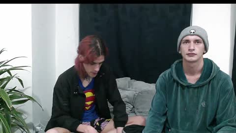 Vamp Noah and Dan online show from January 7, 2:22 am