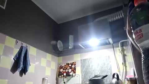   online show from January 17, 3:04 pm